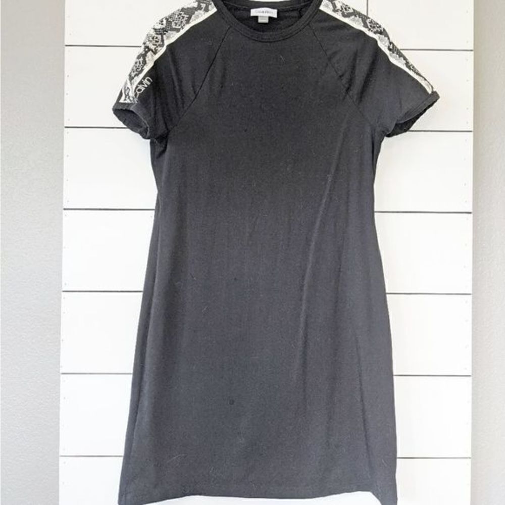 Calvin Klein Black Snakeskin T-Shirt Dress Small